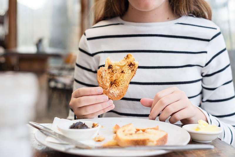 Skulle vi alle lægge marmite eller vegemit på toast? Diætister vejer ind