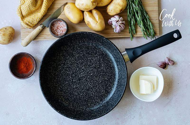 Pengakuan saya hanya memiliki satu wajan di dapur saya dan saya menggunakannya untuk semuanya