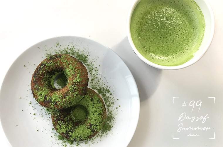 Disse Spirulina-Matcha-donuts er, hvad weekenddrømme er lavet af