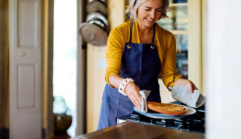 Estos libros de cocina contienen recetas que las personas de mayor vida usan a diario