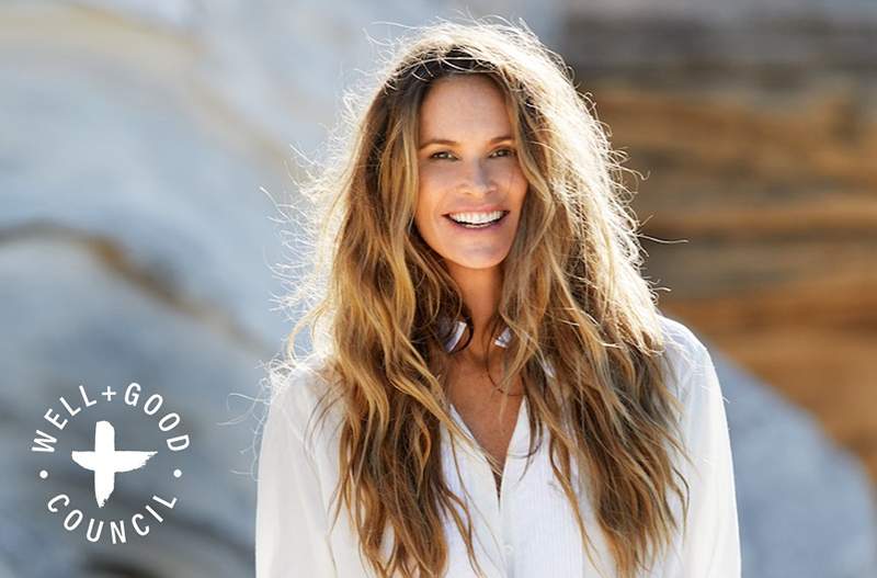 As 4 maneiras mais experientes Elle Macpherson permanecem energizadas e motivadas