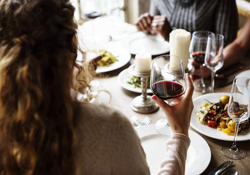 Mäßiges Trinken kann tatsächlich gut für Ihre Gehirnfunktion sein, findet die Studie fest