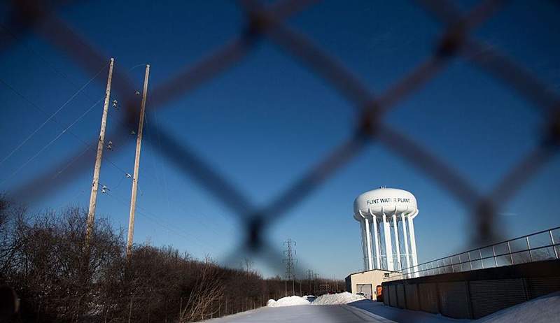 Flint ora ha acqua pulita, ma 1 residenti su 4 ha riportato sintomi di PTSD anni dopo la fine della crisi