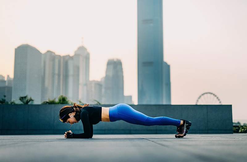 Sakit papan? Tingkatkan senaman anda dengan 'gergaji badan'