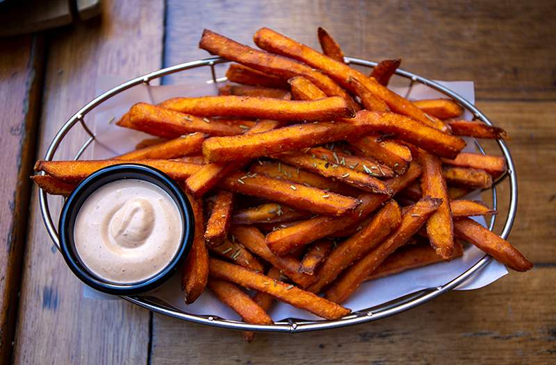 Denna vegan chipotle mayo gör att allt smakar så mycket bättre