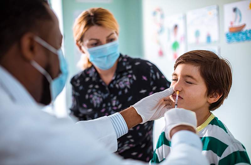 Zde je návod, jak se ujistit, že každý člověk ve vaší rodině dostane vakcínu proti chřipce letos