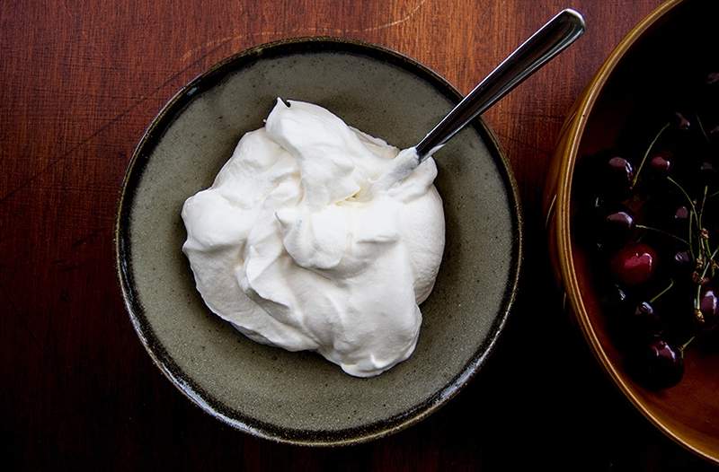 C'est juste un fait que la crème de noix de coco fouettée est * mieux que l'original