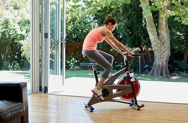 Os 5 melhores sapatos para andar de bicicleta para lhe dar essa experiência de bicicleta de estúdio em casa