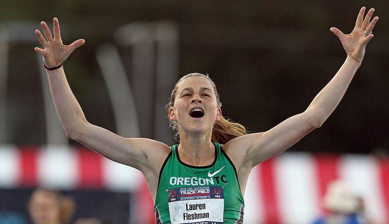 Yeni kitabı olan Runner Lauren Fleshman, spor sistemlerinin kadınları başarısızlığa nasıl devam ettiğini paylaşıyor