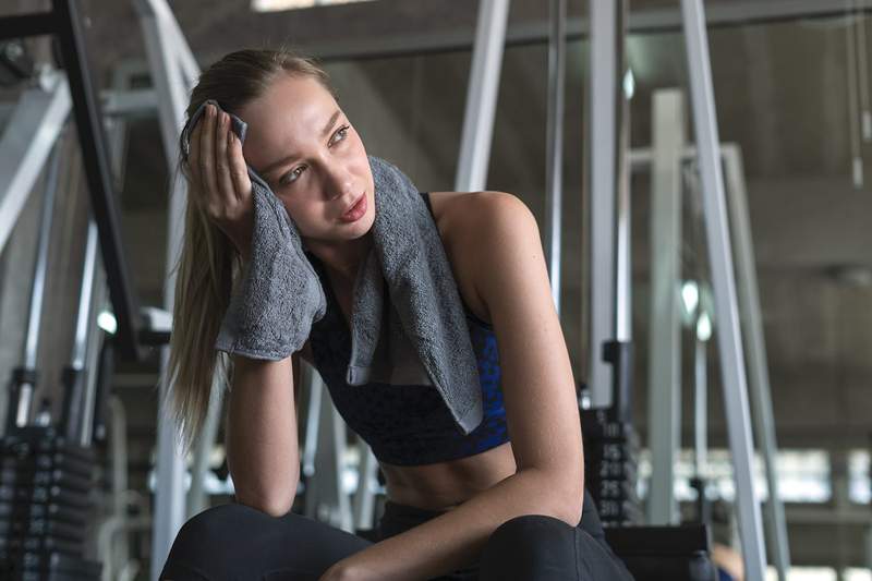 J'ai essayé la formation EMS et j'ai obtenu les avantages d'une séance d'entraînement de 90 minutes en 30 à plat