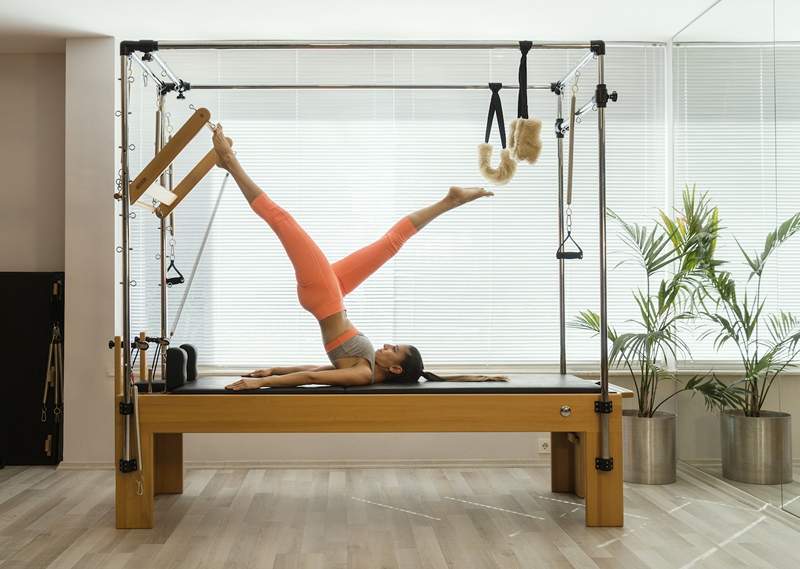 Mi alleno in un salone di movimento dove prendo i miei Pilates con un lato di zuppa