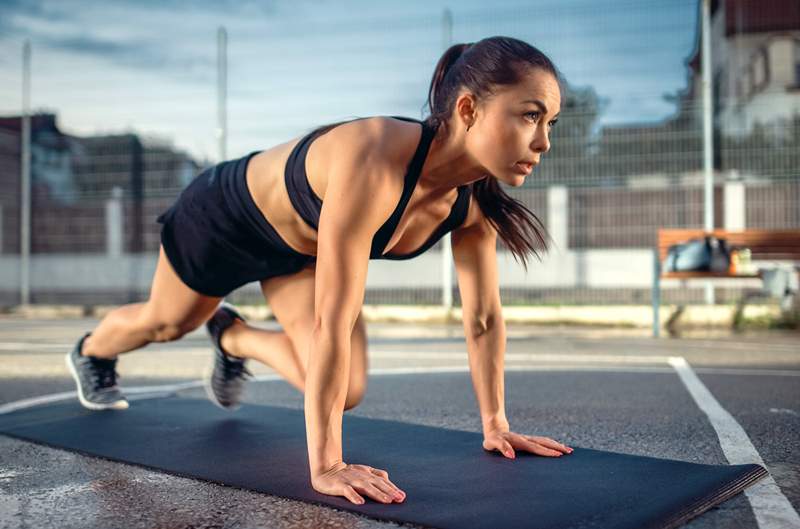 Trainer sagen, dies sei der beste Schritt, um gleichzeitig ein Cardio- und Kerntraining zu erhalten