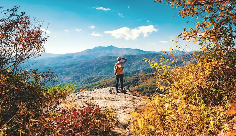 Queste 8 destinazioni escursionistiche panoramiche mostrano tutto ciò che l'autunno ha da offrire