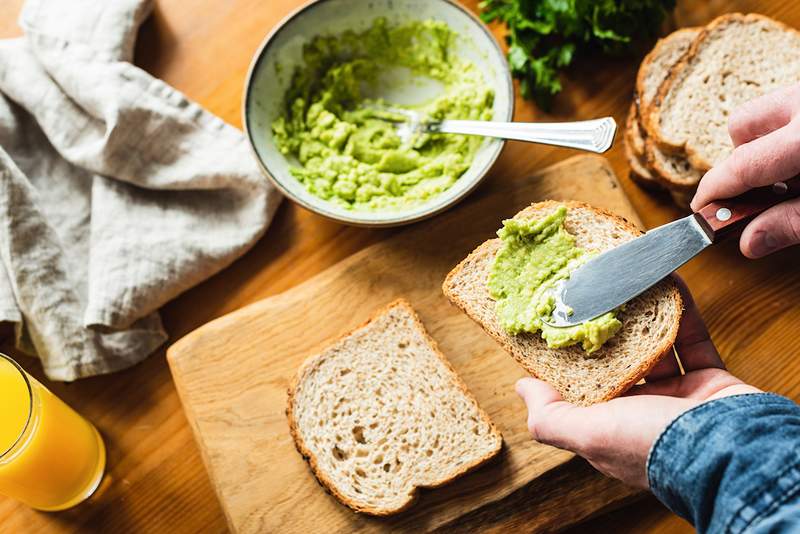 Du kan gøre 5 lette, plantebaserede frokostpakker fra denne ene købmandsliste