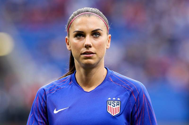 Alex Morgan delar sitt tips för att hålla sig sval under tryck