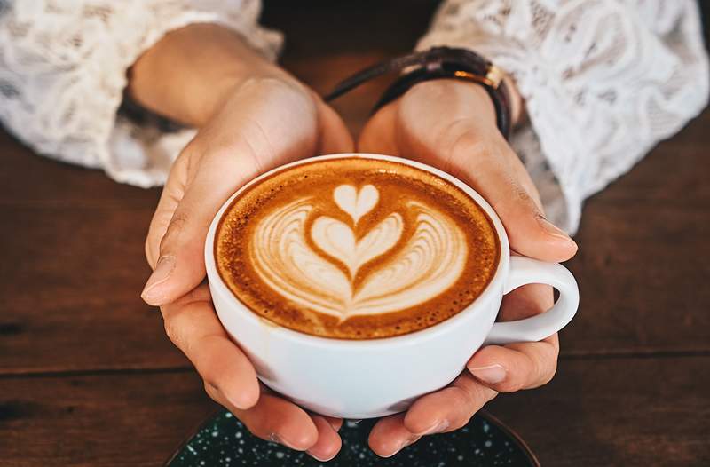 Ich bin ein Lebensmittelwissenschaftler, und dies ist die schaumigste Alt-Milk, die Sie in Ihren Lattes zu Hause verwenden können.