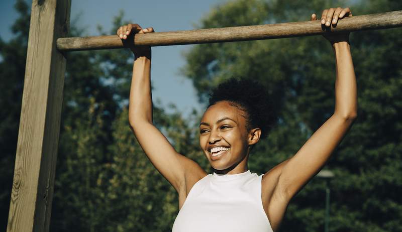 Ini adalah panduan langkah demi langkah Anda untuk akhirnya menaklukkan pull-up