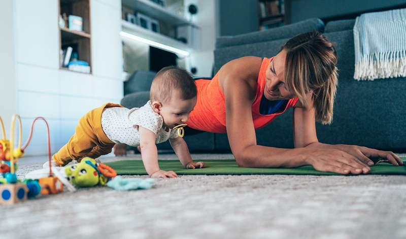 Att öva Primal Movement -mönster kan förbättra din flexibilitet, rörlighet, styrka och samordning