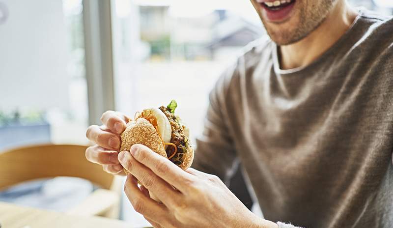 Eluaegse taimetoitlasena oli mul kunagi armunud faux liha, kuid olen tulnud täisringi ja eelistasin neid 5 klassikalist vegan burgerit