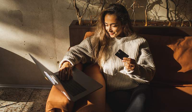 Słodna internetowa Jenni Kayne Cashmere Cocoon Cardigan jest już w sprzedaży w Czarny piątek, zanim ponownie się sprzedaje