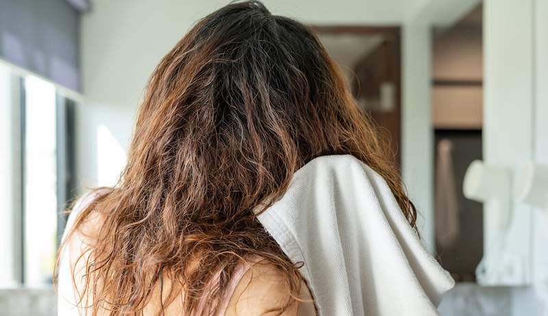 Ho provato a questo grazia per il trattamento delle proteine ​​per far rivivere i miei capelli fragili e tinti-biondi ora lo comprerò alla rinfusa