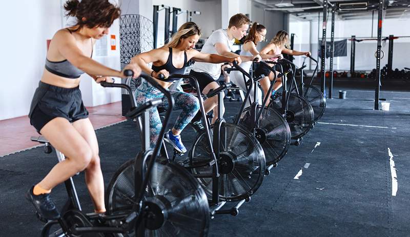 Por qué la bicicleta aérea de asalto le brinda el entrenamiento cardiovascular más eficiente, sin importar su nivel de condición física