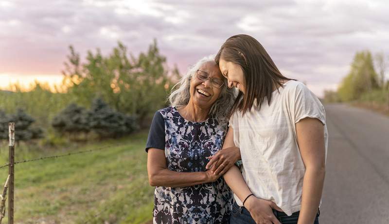 7 signos tempranos de Alzheimer y cómo son diferentes de los cambios típicos relacionados con la edad