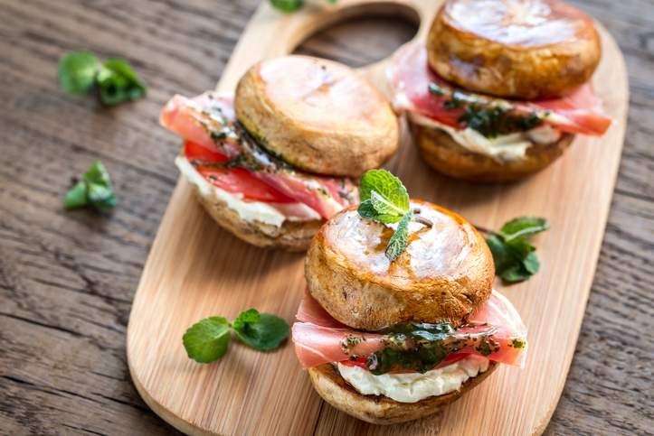 Les bagels de champignons sont un délicieux bagel sans gluten, et ils sont remplis de fibres et de vitamines B