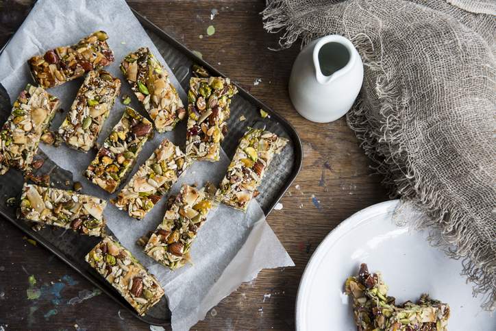 9 sunne, minimalt bearbeidede pakket snacks (fordi det å spise på farten skjer-mye)