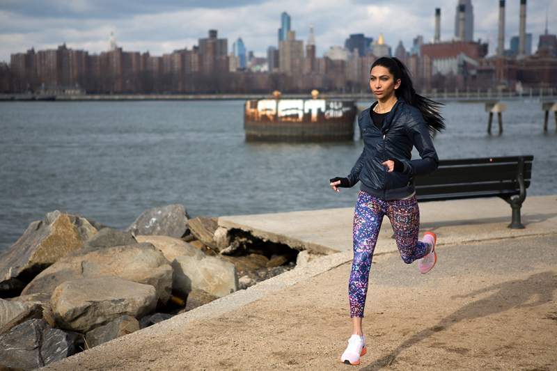 Legging latihan tercetak terbaik (dan lucu) untuk * setiap jenis kepribadian *