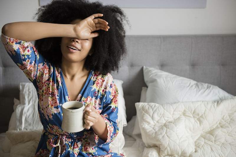 Oui, nous avons tous été menti à propos de nos produits de beauté pour la peau et les cheveux «habitués à»