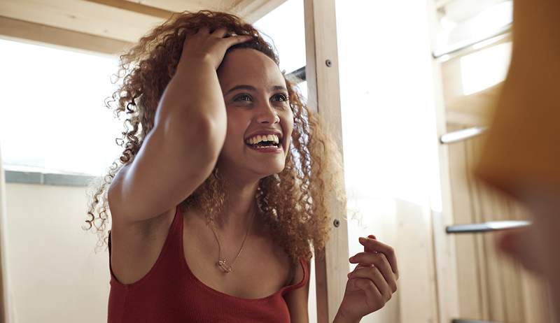 8 af de bedste skæl -shampoo til farvebehandlet hår, ifølge frisører og derms