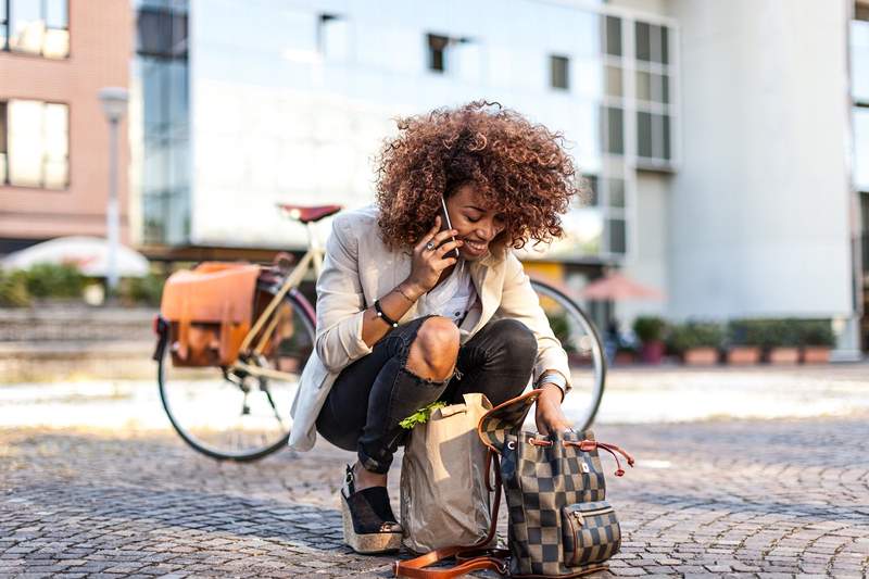 C'est le pire sac absolu pour votre posture, selon un chiropraticien