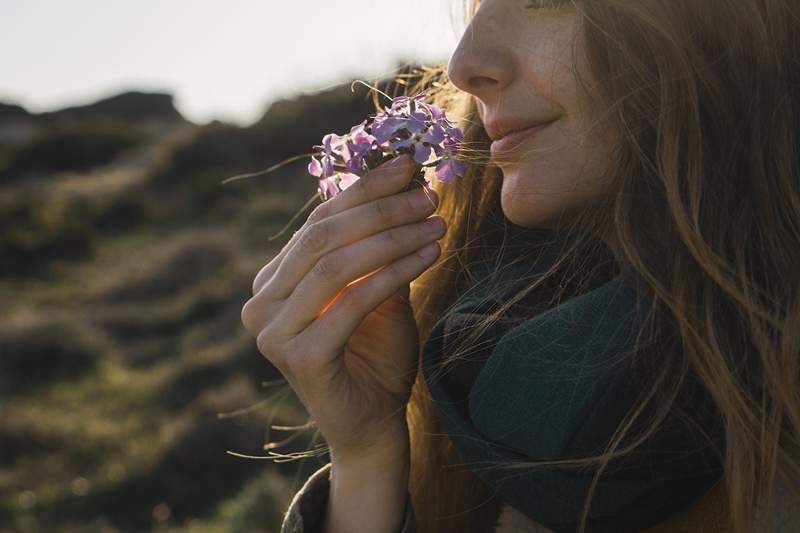 Há uma razão perfeitamente lógica pela qual você pode odiar certos perfumes