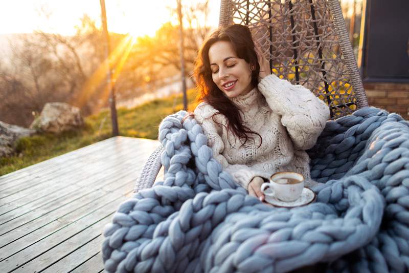 Voici comment atténuer le meilleur stress de la saison des vacances, selon votre signe du zodiaque