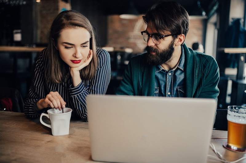 Jepp, at skulle opdage, at du er dybt inde i et åbent forhold, opsummerer det nuværende datinglandskab