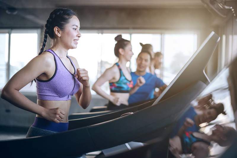 La forma más efectiva de calentar para un entrenamiento lo llevará de regreso al receso de la escuela primaria