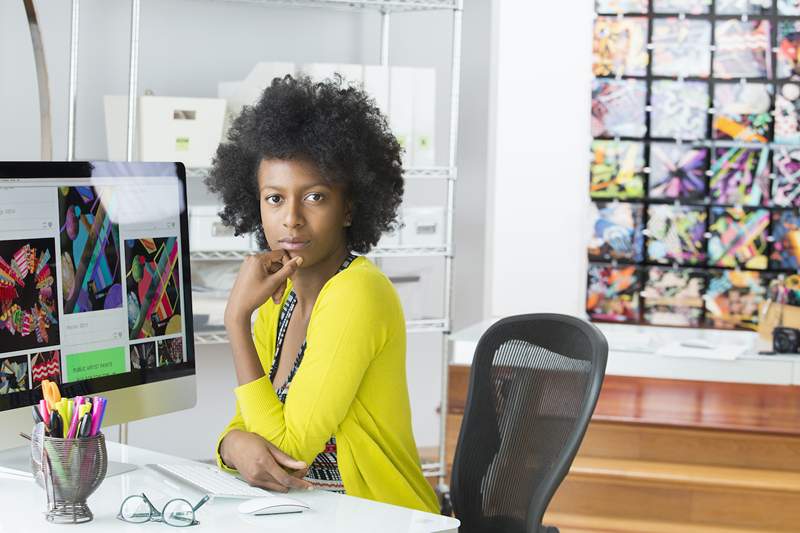 Cómo las mujeres negras están abordando las tensiones raciales en el trabajo