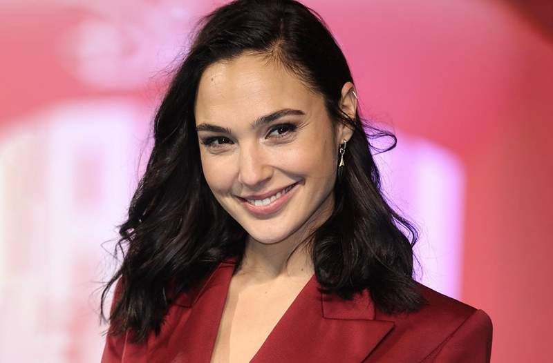 5 pohybov, ktoré vám umožňujú zopakovať sa cvičenie Gal Gadot's Arm-Dumbing Boxing Cvičenie doma