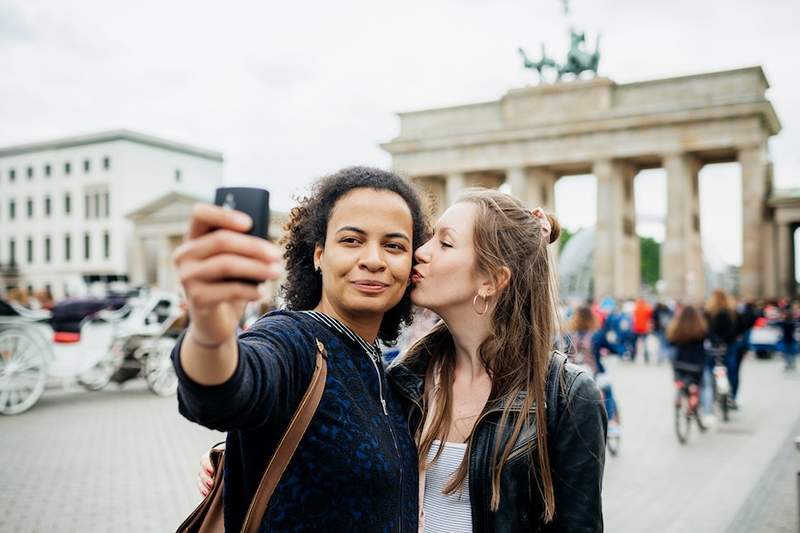 Il y a 3 étapes de relations et 1 où la plupart des couples sont coincés