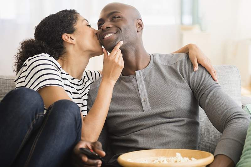 Yra 5 jūsų flirto stiliai, kad galėtumėte pakeisti tai, kaip jūs bendraujate su troškimu