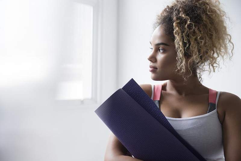 Je me suis tourné vers le yoga pour guérir après une rupture - c'est ce qui s'est passé