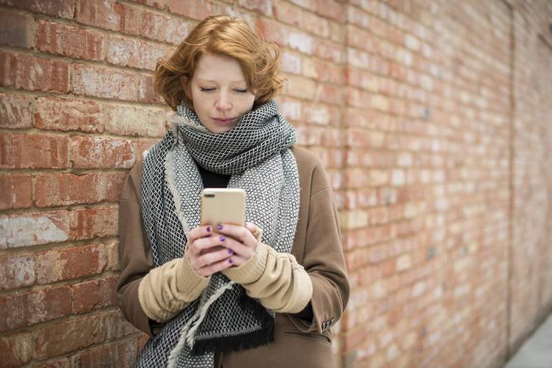 Las soluciones de mejor que la parada para manos de invierno secas y agrietadas