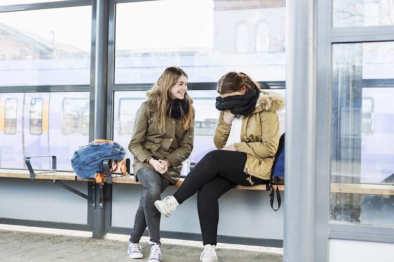 Hvorfor modtage en overraskende platonisk 'Jeg elsker dig' er så almindelig (og så akavet)