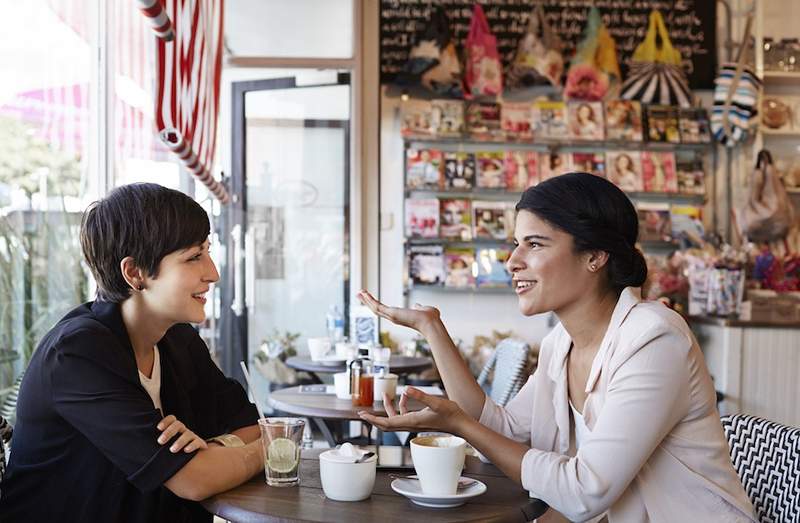 Sempre conte uma mentira branca inofensiva apenas para manter uma conversa? Aqui está o porquê