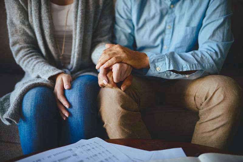 5 razones para tratar la terapia de pareja como el protector solar y ir antes de que haya una quema