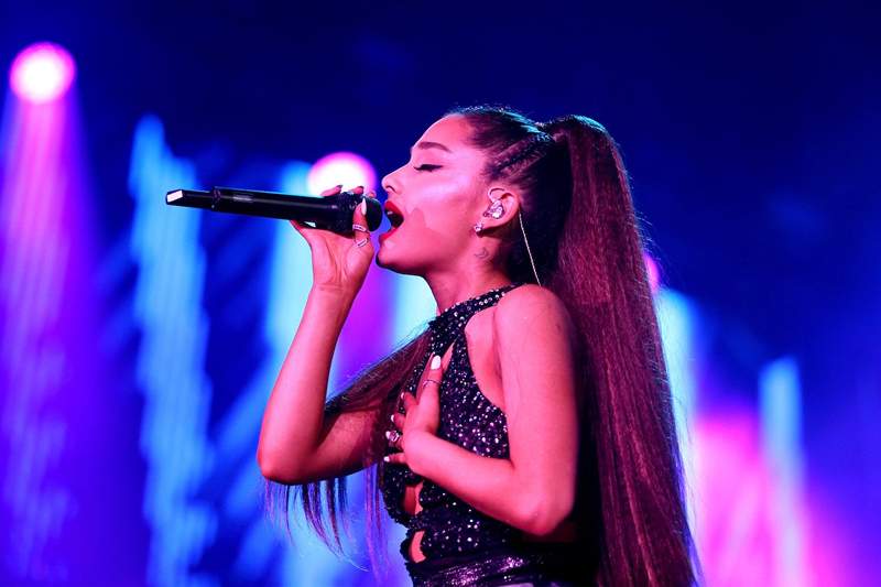 Skeniranje mozga Ariana Grande pokazuje svoj PTSP-ali ne bismo trebali vidjeti da bismo to vjerovali