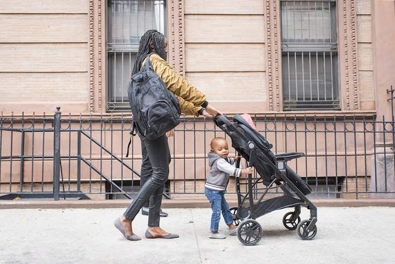 Jaga anak kecil anda di Big Apple dengan bantuan 10 kelas keibubapaan yang hebat