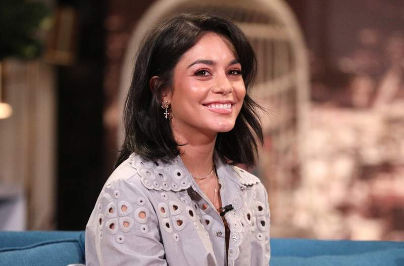 4 malzemeler Vanessa Hudgens, antioksidan dolu bir yumruk için smoothies kullanır