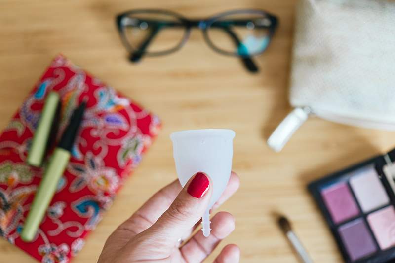 4 Menstrual Cup -voordelen waardoor u voorgoed pads en tampons kunt dumpen